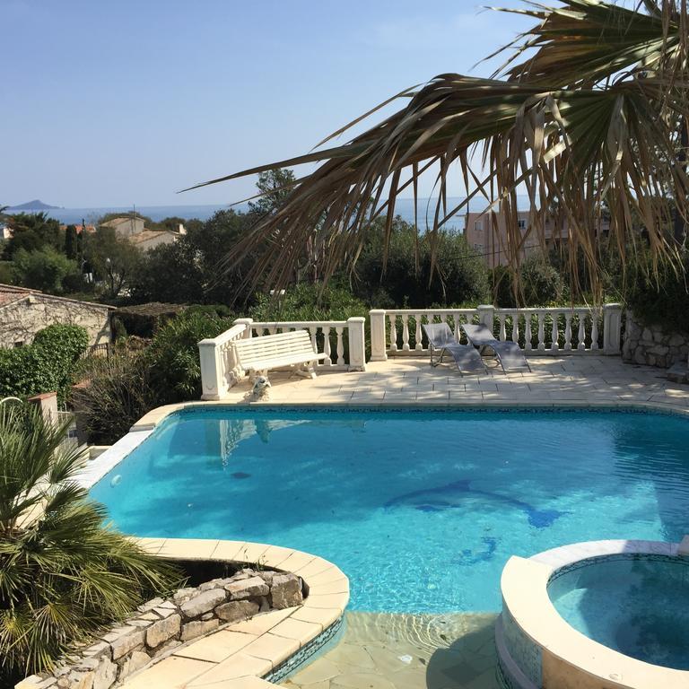 לס איסאמברה Villa Manu B&B Chambre D'Hote מראה חיצוני תמונה