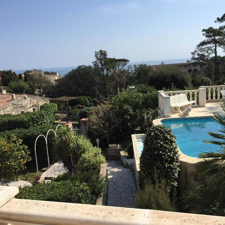 לס איסאמברה Villa Manu B&B Chambre D'Hote מראה חיצוני תמונה