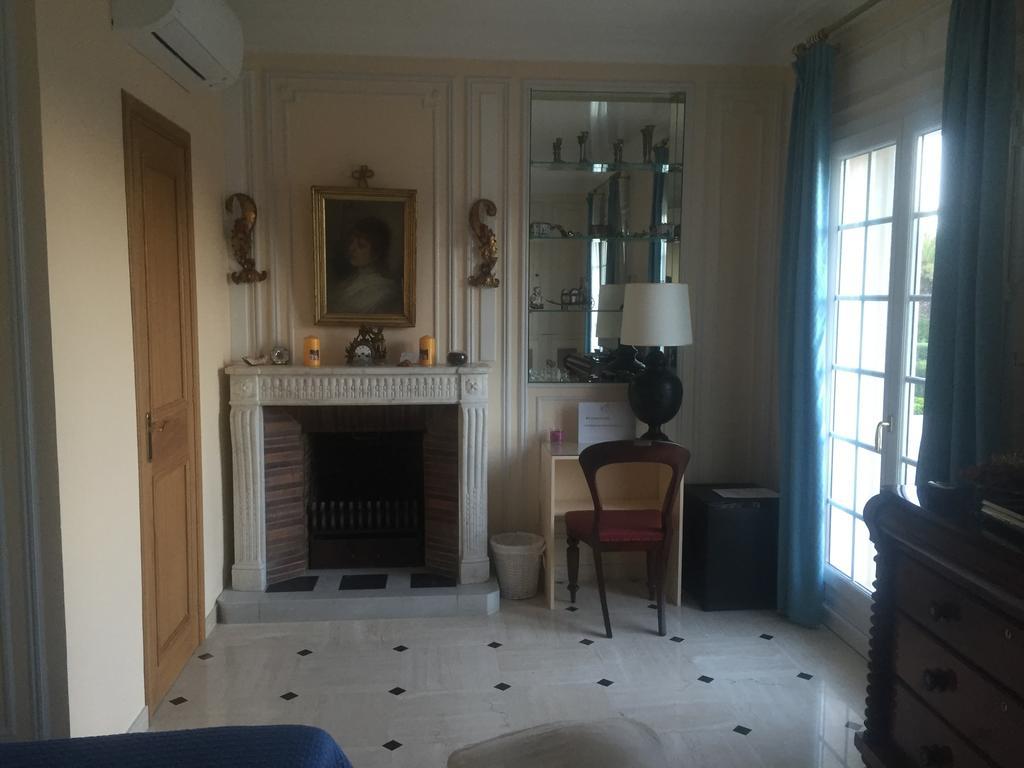 לס איסאמברה Villa Manu B&B Chambre D'Hote מראה חיצוני תמונה