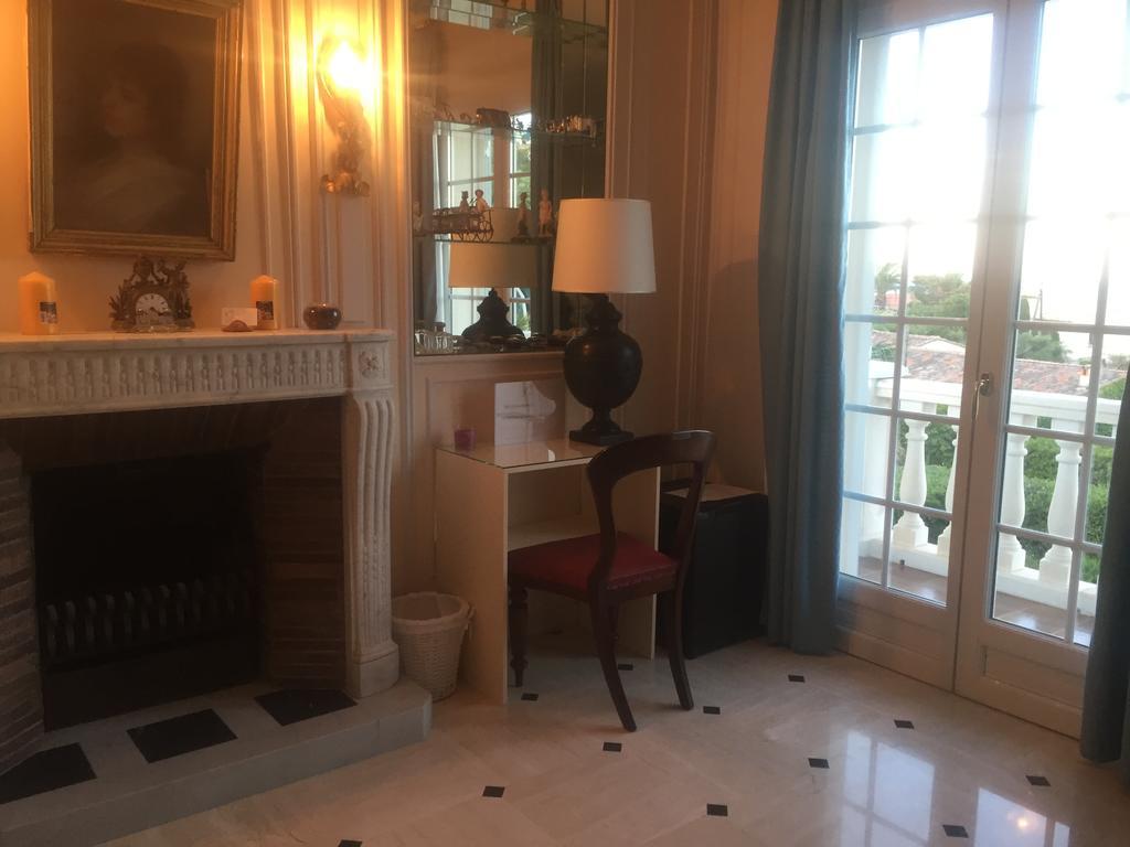 לס איסאמברה Villa Manu B&B Chambre D'Hote מראה חיצוני תמונה