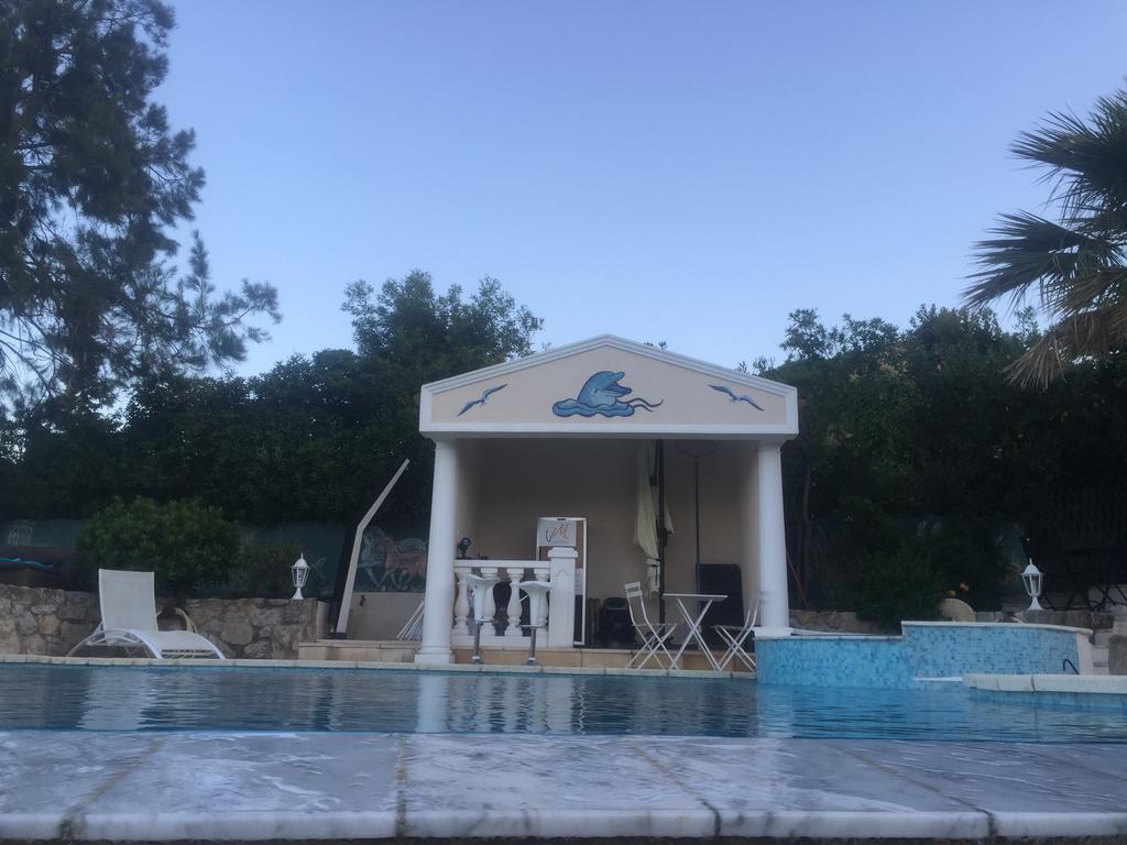 לס איסאמברה Villa Manu B&B Chambre D'Hote מראה חיצוני תמונה