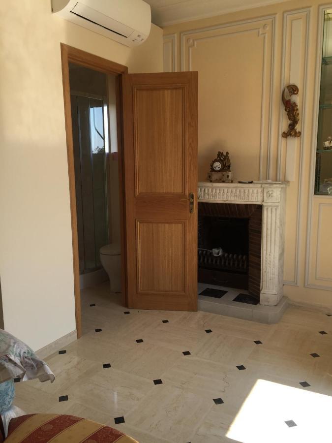לס איסאמברה Villa Manu B&B Chambre D'Hote מראה חיצוני תמונה